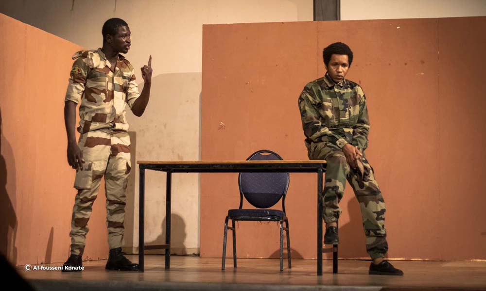 "SANK ou la patience des morts" : la mémoire en scène, la révolution en héritage