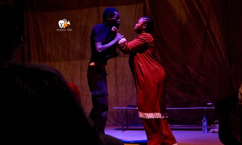 Au crépuscule de mon attente : création théâtrale de la compagnie Donko Yira