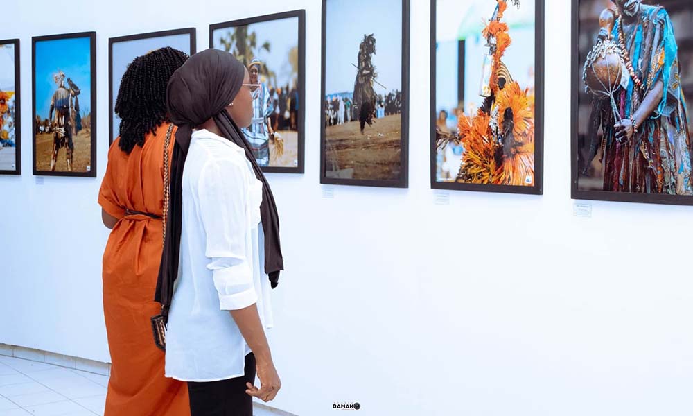 Les photographes du Mali offrent un voyage photographique unique entre traditions authentiques et paysages magnifiques