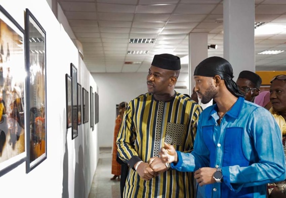 Tyler Sang expose l’âme urbaine de la jeunesse malienne