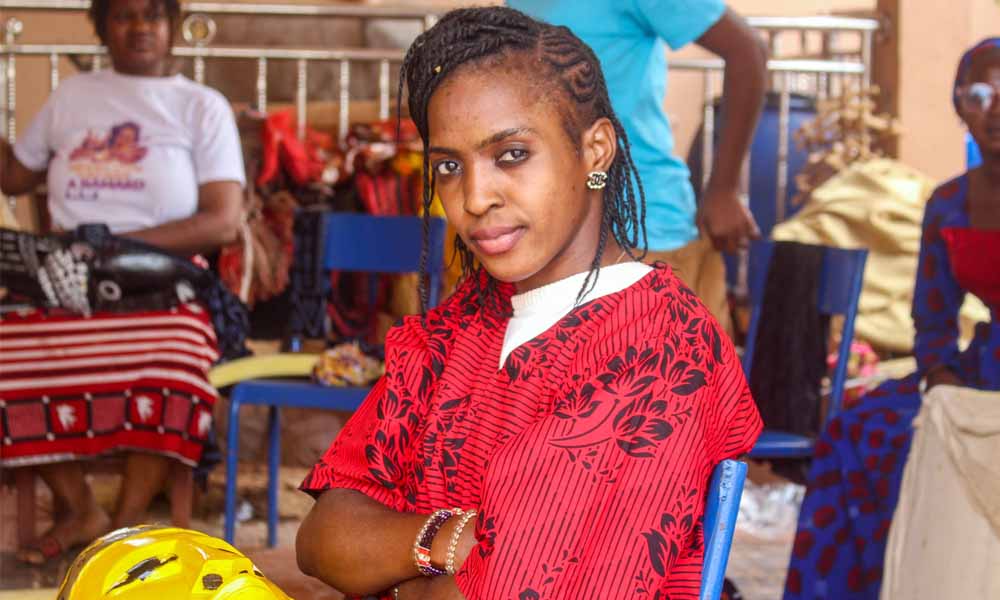 Compagnie Nama - formation aux masques traditionnels Dogon, Bambara et Mianka à Bamako