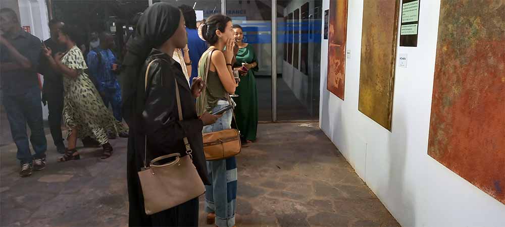 Leïla Walet présente « Héritage en silence » à l’Institut français du Mali