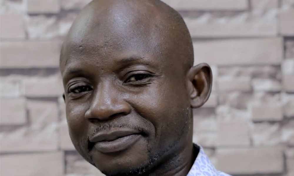 Seydou Camara, directeur artistique de Yamarou Photo, est non seulement un photographe de renommée internationale, mais aussi un mentor à l’écoute, un guide, un défenseur acharné de la place de la photographie au Mali et sur le continent.
